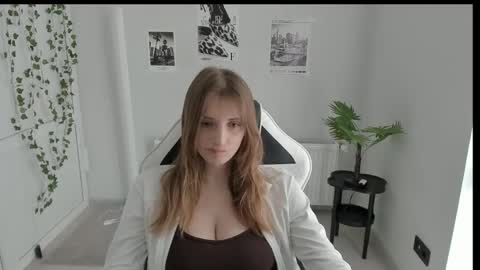 Karla online show from 05/31/26, 12:23