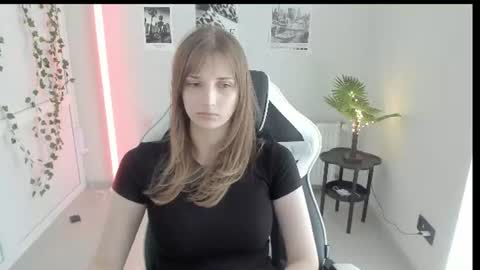 Karla online show from 06/24/26, 12:26