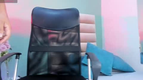 jennifer_garciia online show from 04/07/26, 07:25