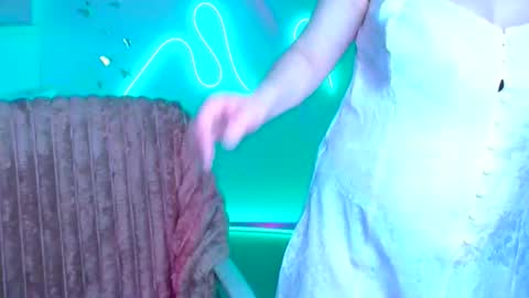 Jennifer online show from 03/03/26, 06:52