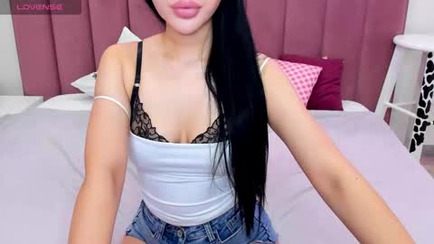 Jennifer online show from 01/16/26, 02:04