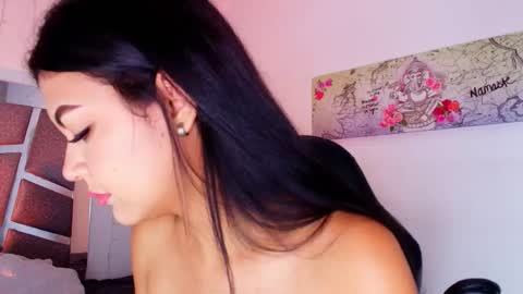 JENNIFER online show from 12/02/25, 03:18