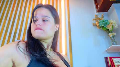 Snapshot of jennifer_vega1 chatting on 10/03/25, 09:34 Jennifer vega online show from 10/03/25, 09:34