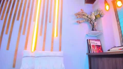 Snapshot of jennifer_vega1 chatting on 11/06/25, 12:44 Jennifer vega online show from 11/06/25, 12:44