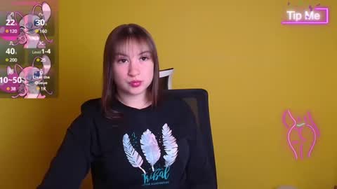 Jennifer online show from 02/27/25, 06:40