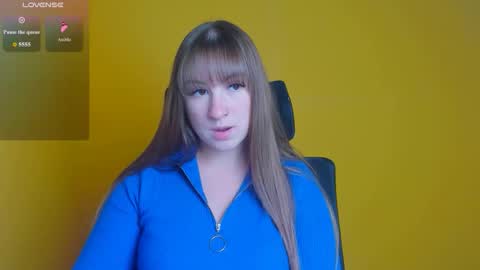 Jennifer online show from 10/08/25, 12:14