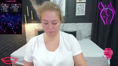 Jennifer online show from 03/07/25, 08:33