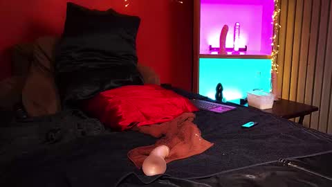 Jennifer Star online show from 12/16/25, 10:59