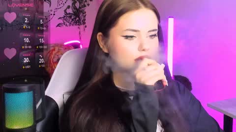 Snapshot of jenniferwandis77 chatting on 12/07/24, 01:14 Jenni online show from 12/07/24, 01:14