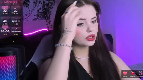 Snapshot of jenniferwandis77 chatting on 12/12/24, 02:59 Jenni online show from 12/12/24, 02:59