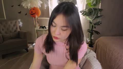 Snapshot of jennimurr chatting on 11/02/25, 01:35 Jenni online show from 11/02/25, 01:35