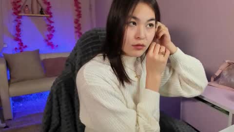 Snapshot of jennimurr chatting on 11/12/25, 01:22 Jenni online show from 11/12/25, 01:22