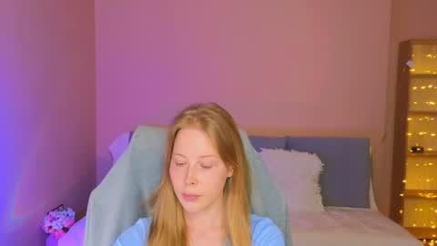 Snapshot of jenny_angelok chatting on 06/24/26, 02:38 Next broadcast on December 05 subject to change online show from 06/24/26, 02:38