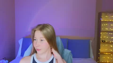 Snapshot of jenny_angelok chatting on 07/01/26, 03:12 Next broadcast on December 05 subject to change online show from 07/01/26, 03:12