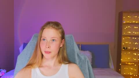 Snapshot of jenny_angelok chatting on 07/09/26, 02:54 Next broadcast on December 05 subject to change online show from 07/09/26, 02:54