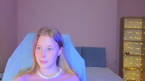 Snapshot of jenny_angelok chatting on 07/23/26, 01:20 Next broadcast on December 05 subject to change online show from 07/23/26, 01:20