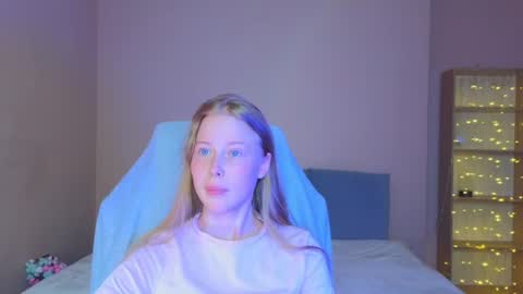 Snapshot of jenny_angelok chatting on 07/30/26, 11:53 Next broadcast on December 05 subject to change online show from 07/30/26, 11:53