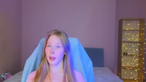 Snapshot of jenny_angelok chatting on 08/05/26, 01:14 Next broadcast on December 05 subject to change online show from 08/05/26, 01:14
