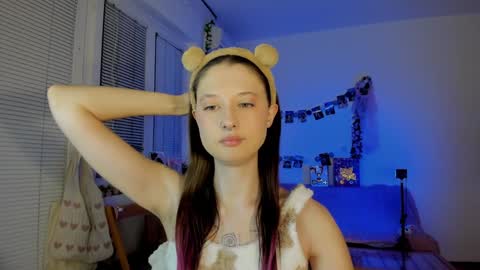 Jennifer Jenny Darling   online show from 12/30/24, 07:11