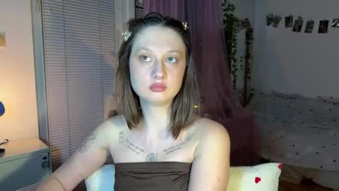 Jennifer Jenny Darling   online show from 05/19/26, 06:36