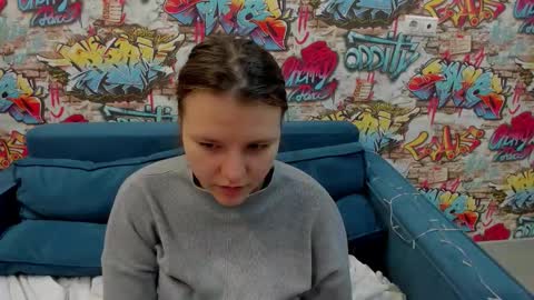 Jenny online show from 12/23/25, 01:36