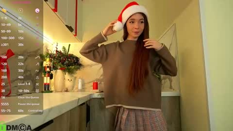 Snapshot of jenny_lylu chatting on 12/26/24, 08:53 Ori online show from 12/26/24, 08:53