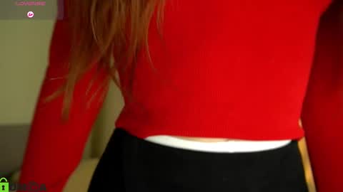 Snapshot of jenny_lylu chatting on 02/13/25, 08:45 Ori online show from 02/13/25, 08:45