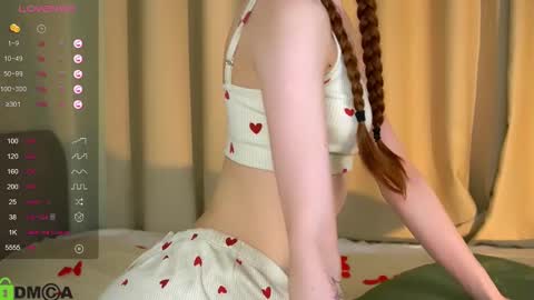 Snapshot of jenny_lylu chatting on 02/16/25, 01:03 Ori online show from 02/16/25, 01:03