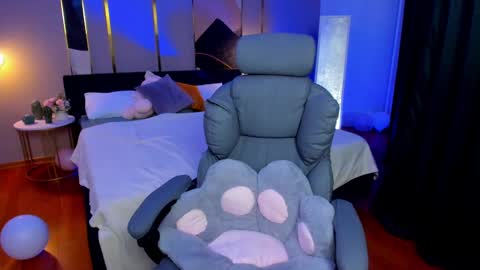 Jennt online show from 02/10/25, 07:04