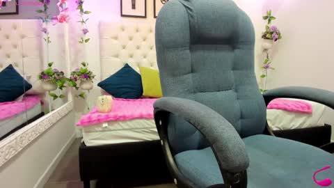 jenny_stark online show from 02/17/26, 11:07