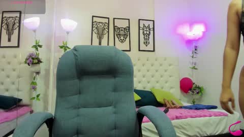 Snapshot of jenny_stark chatting on 03/15/26, 11:05 jenny_stark online show from 03/15/26, 11:05