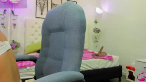 Snapshot of jenny_stark chatting on 05/19/26, 11:16 jenny_stark online show from 05/19/26, 11:16