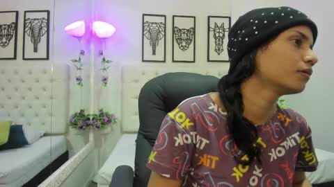 Snapshot of jenny_stark chatting on 06/06/26, 11:04 jenny_stark online show from 06/06/26, 11:04