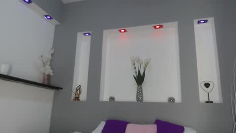 jenny_towers online show from 02/24/25, 06:05