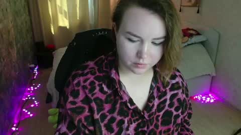 Snapshot of jennyattal chatting on 04/29/26, 07:12 Jenny online show from 04/29/26, 07:12