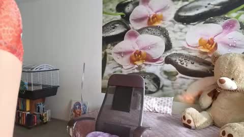 Snapshot of jennycutey chatting on 02/16/25, 04:42 jennycutey online show from 02/16/25, 04:42