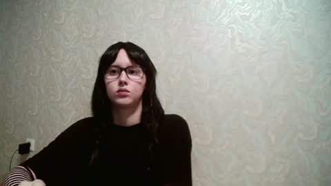 JennyOlset online show from 06/24/26, 11:42