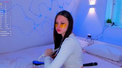 Jenny  online show from 03/24/26, 12:48