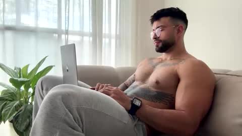 Jeremy online show from 04/11/26, 08:13