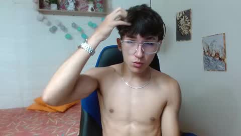 Snapshot of jeremy_job chatting on 12/15/25, 12:09 Jeremy online show from 12/15/25, 12:09