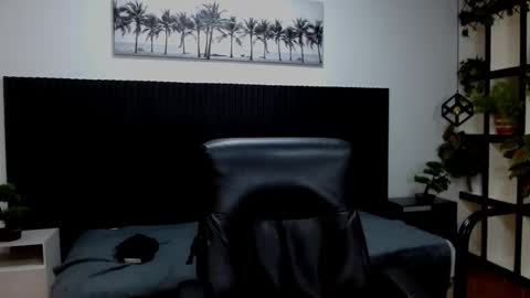 Snapshot of jeremy_job chatting on 01/15/26, 11:37 Jeremy online show from 01/15/26, 11:37