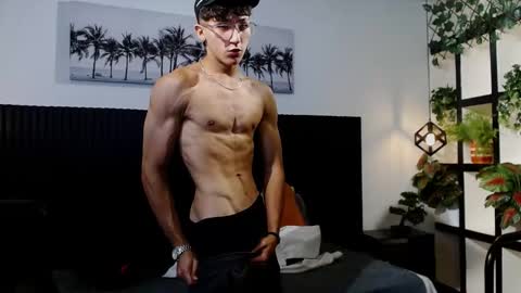 Snapshot of jeremy_job chatting on 01/16/26, 12:42 Jeremy online show from 01/16/26, 12:42