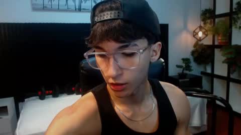 Snapshot of jeremy_job chatting on 02/05/26, 11:26 Jeremy online show from 02/05/26, 11:26