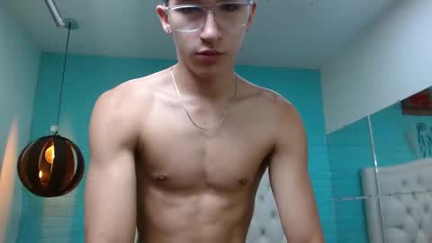 Snapshot of jeremy_job chatting on 03/04/26, 11:27 Jeremy online show from 03/04/26, 11:27