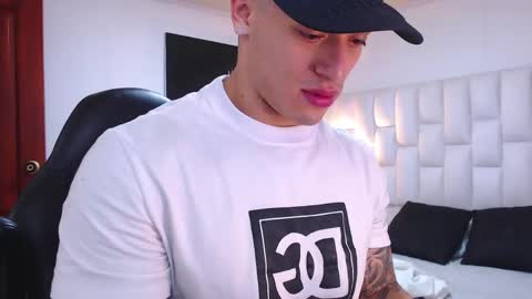 Jeremy lane online show from 04/16/26, 11:51