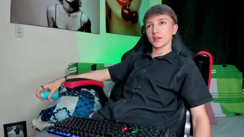 jero independent model online show from 01/20/25, 06:21