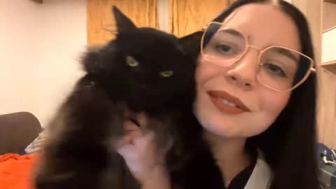 Snapshot of jericaeakle chatting on 01/12/26, 03:50 Lucy online show from 01/12/26, 03:50