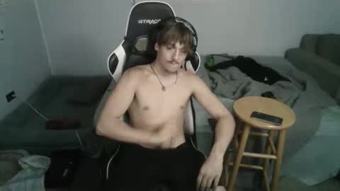 Snapshot of jerimiahslhong chatting on 11/09/25, 12:31 jerimiahslhong online show from 11/09/25, 12:31