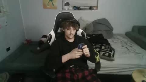 jerimiahslhong online show from 11/20/25, 02:34