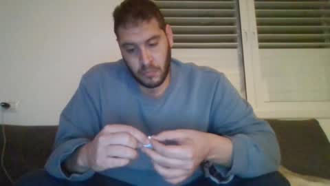 Snapshot of jermi24 chatting on 12/24/24, 04:08 roee online show from 12/24/24, 04:08